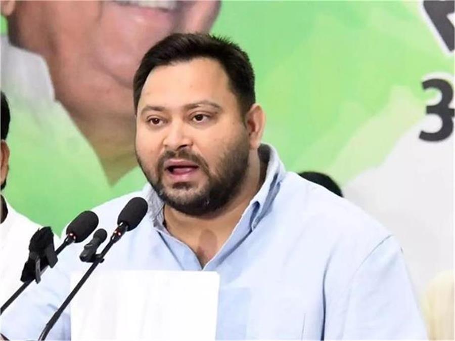  तेजस्वी यादव ने एग्जिट पोल को किया खारिज, बोले- BJP-NDA के पसीने छूट रहे, प्रशासन के लोगों पर दबाव....