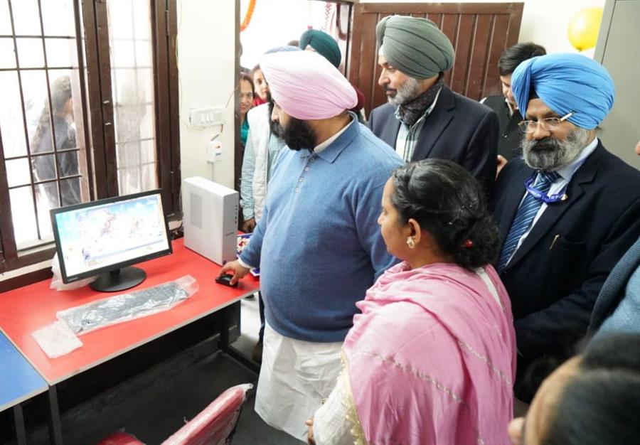 पंजाब सरकार द्वारा सरकारी स्कूलों में ए.आई.-आधारित करियर गाइडेंस प्रोग्राम लागू, छात्रों को भविष्य संबंधी फैसले लेने में मिलेगी मदद
