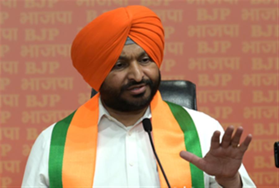 Punjab: Ex-Union Minister Ravneet Bittu detained by Mansa police, blames govt for anti-drug activist’s murder