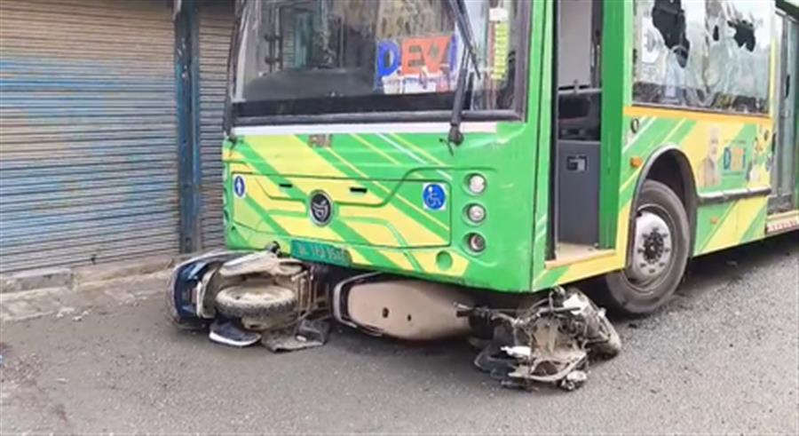 One killed as DTC bus runs into pedestrians in Delhi's Anand Parbat