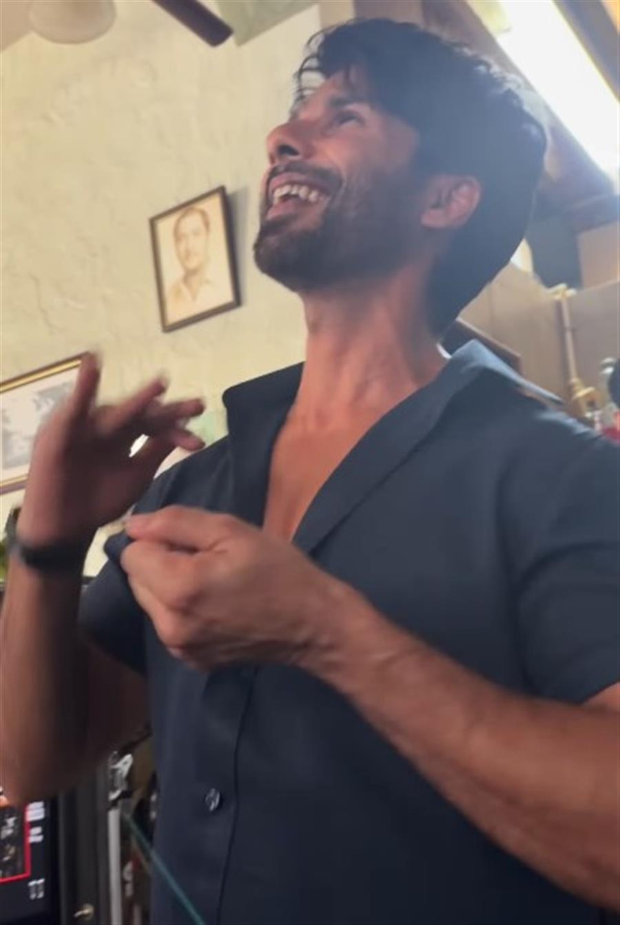 Raj & DK wrap up ‘Farzi 2’ with Shahid Kapoor: He promptly breaks out of character