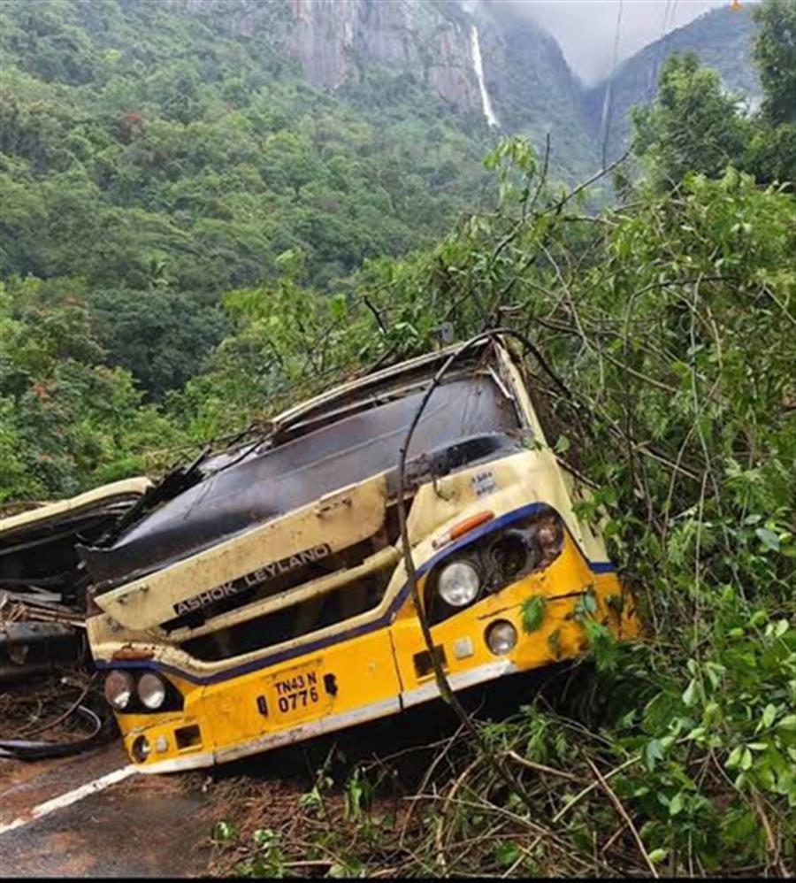 Tamil Nadu: Bus driver killed in Nilgiris landslide; 50 passengers escape after tyre puncture