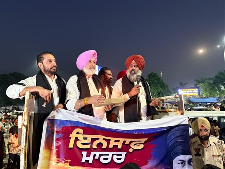 PPCC president Pargat Singh leads massive candle march in Mohali in Memory of those who fought against drugs