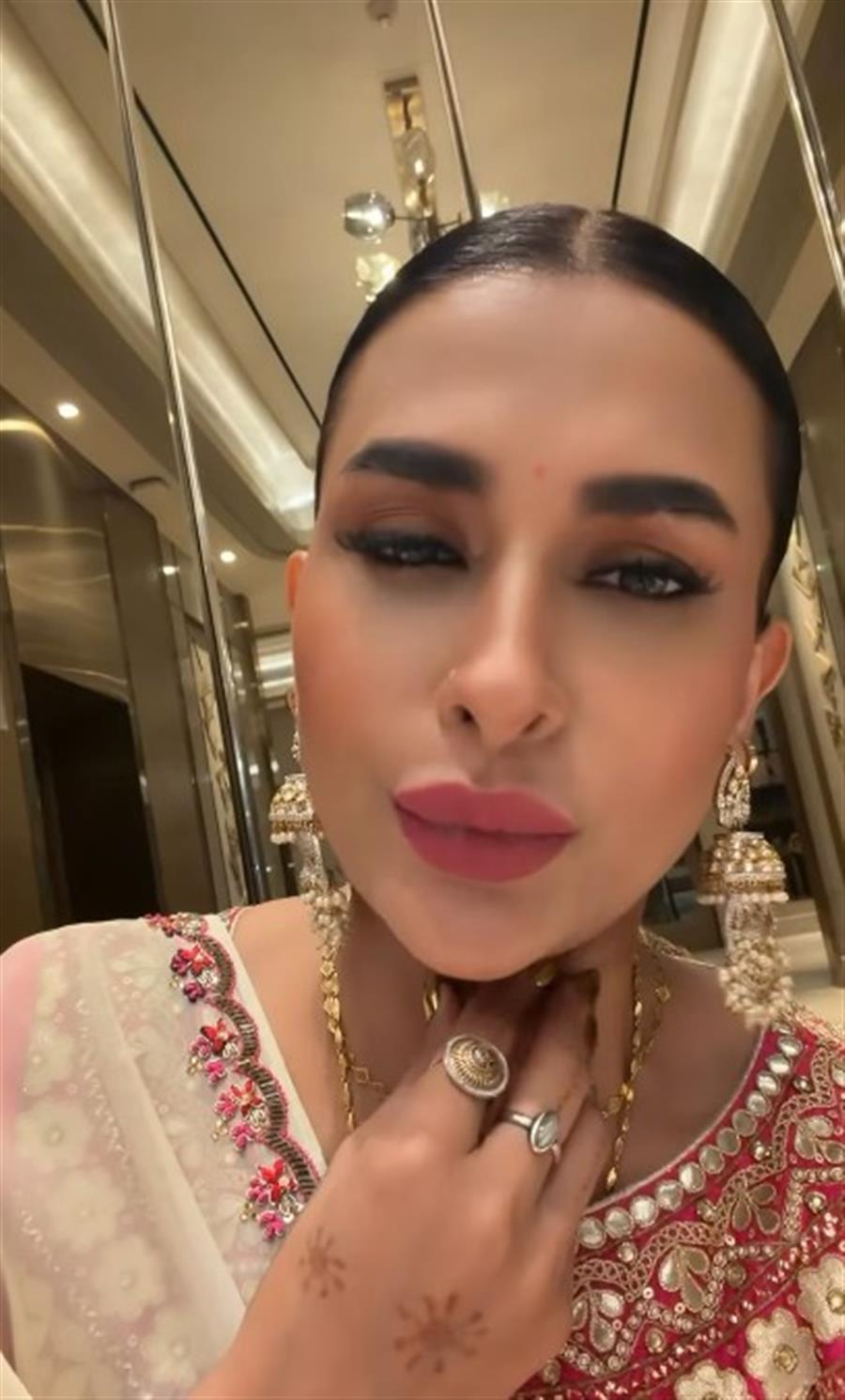 Pavitra Punia urges people to respect all religions: I’m a very proud Hindu