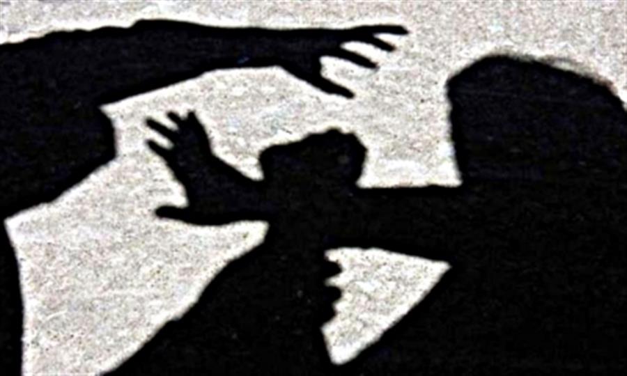 Pune man held for molesting 18-year-old woman; thrashed by locals