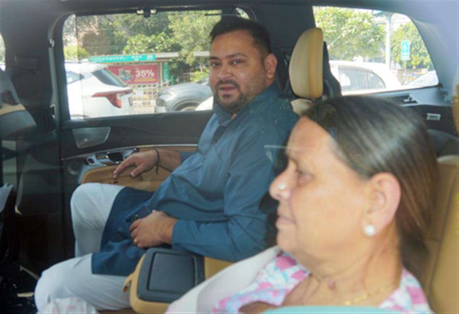 IRCTC case: Delhi court directs Rabri, Tejashwi to appear for formal framing of charges on Nov 19