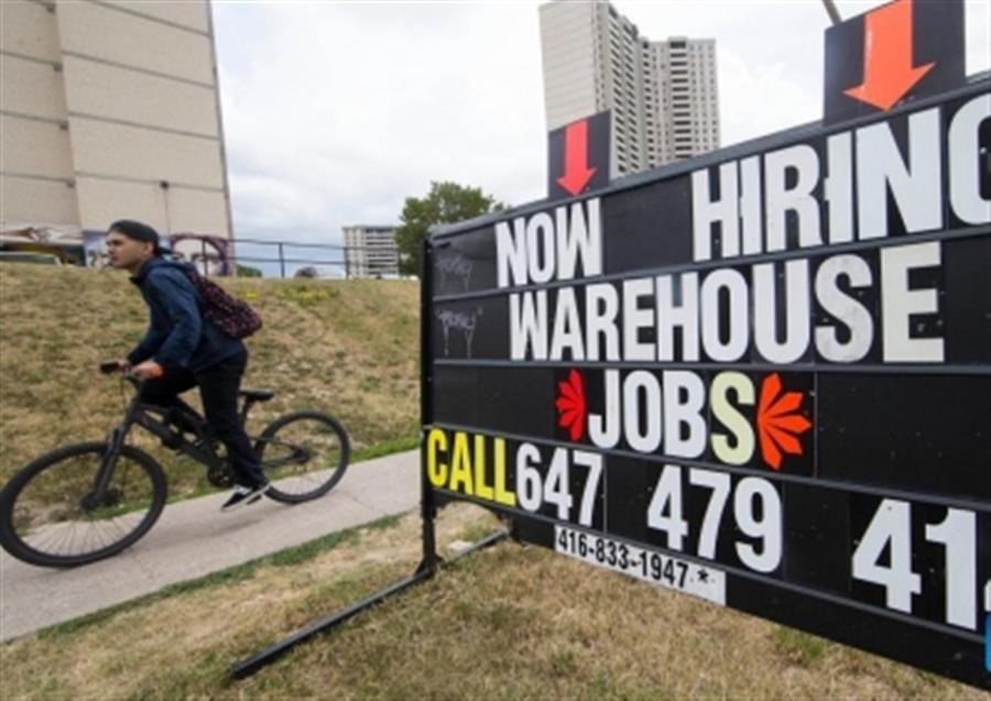 Canada's job vacancies continue to decline