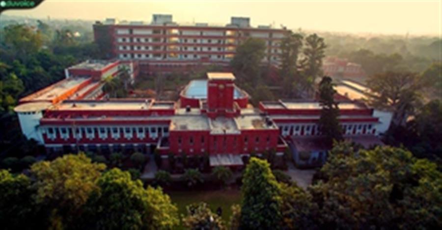 Govt orders inquiry in irregularities of 12 DU colleges 