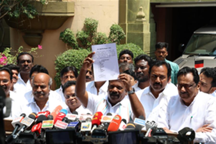 Congress seals seat-sharing pact with Stalin, to contest nine seats in TN