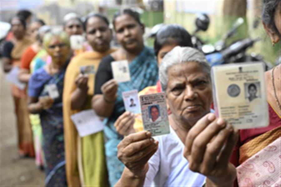 Polling for 39 LS seats commences in TN