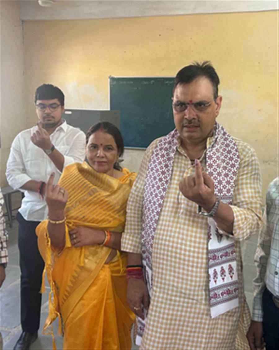 Rajasthan CM casts his vote, says BJP will repeat history